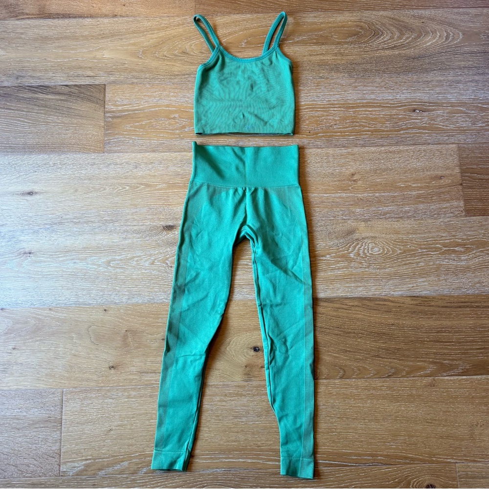 Set Active Ribbed Set in Lucky